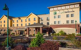 Holiday Inn Express & Suites Gold Miners Inn Grass Valley